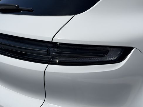 New 2026 Porsche Cayenne S AWD/4WD image 13