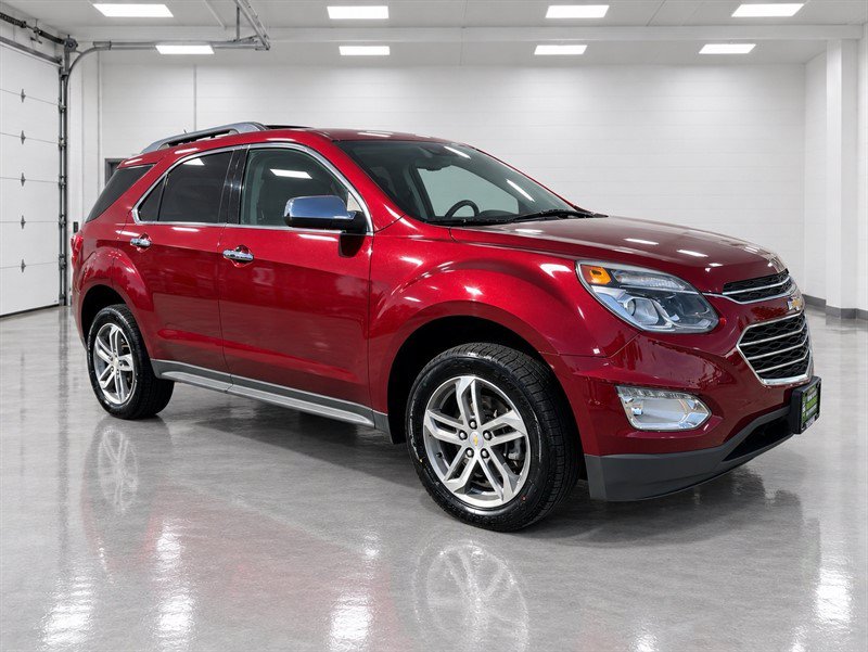 Used 2017 Chevrolet Equinox Premier w/ Enhanced Convenience Package AWD/4WD image 9