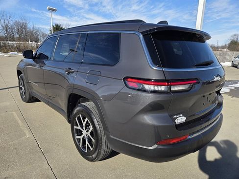 Used 2024 Jeep Grand Cherokee L Limited w/ Luxury Tech Group II AWD/4WD image 5