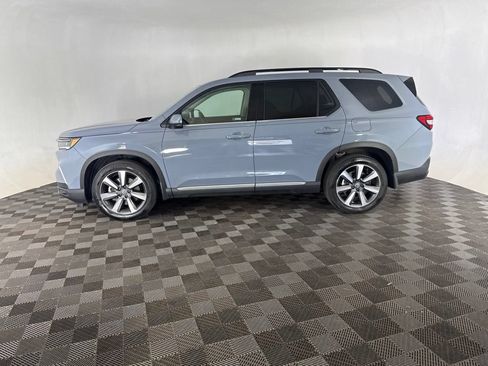 Used 2023 Honda Pilot Touring image 9