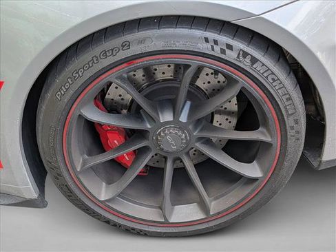 Used 2018 Porsche 911 GT3 image 17