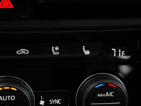 Used 2023 Volkswagen Jetta SEL image 29