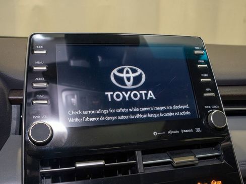 Used 2019 Toyota Avalon Limited image 13