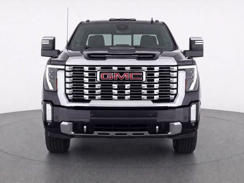 Used 2025 GMC Sierra 2500 Denali w/ Denali Reserve Package AWD/4WD image 5