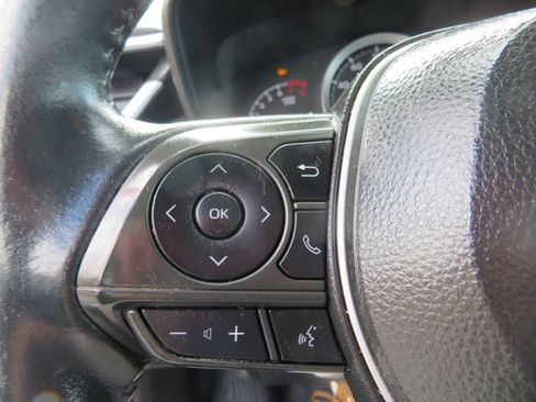 Used 2020 Toyota Corolla SE image 24