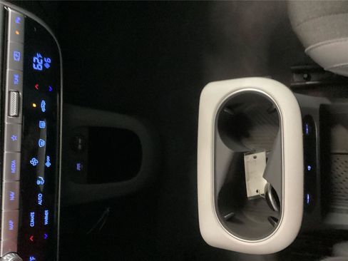 Certified 2024 Hyundai Ioniq 5 SEL RWD image 19