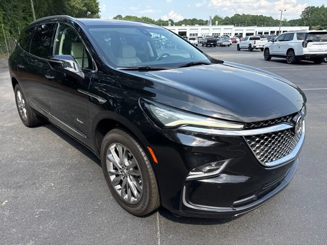 Used 2023 Buick Enclave Avenir w/ Avenir Technology Package FWD image 7