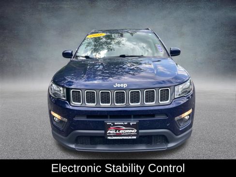Used 2018 Jeep Compass Latitude AWD/4WD image 10