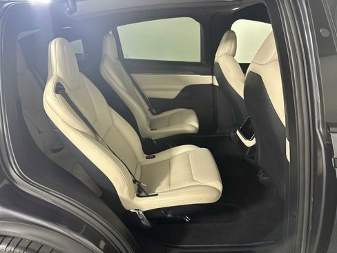 Used 2022 Tesla Model X AWD/4WD image 22