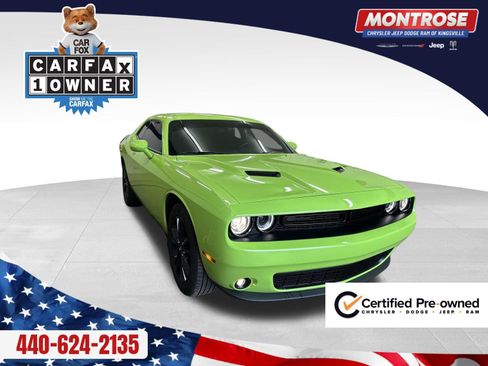 Used 2023 Dodge Challenger SXT w/ Blacktop Package image 10