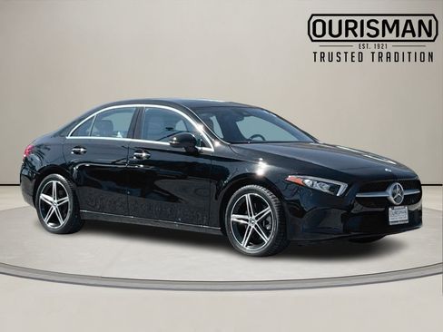 Used 2022 Mercedes-Benz A 220 4MATIC image 1