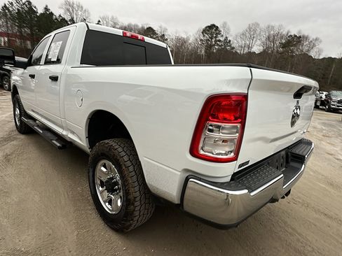 Used 2024 RAM 2500 Tradesman w/ Chrome Appearance Group image 10