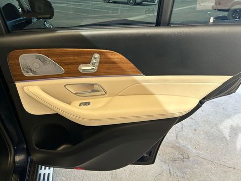 Used 2021 Mercedes-Benz GLE 350 image 18