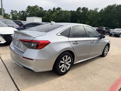 Used 2023 Honda Civic LX image 32