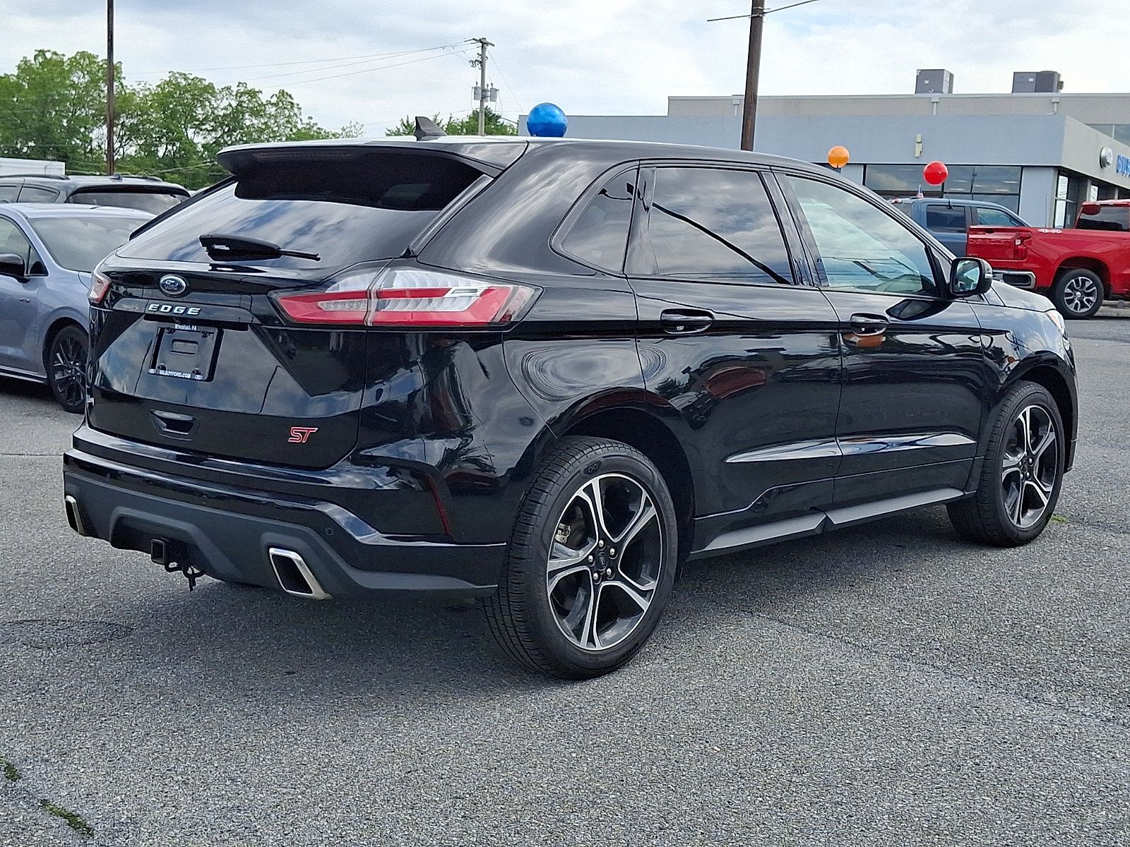 Certified 2022 Ford Edge ST w/ Cargo Accessory Package AWD/4WD image 6