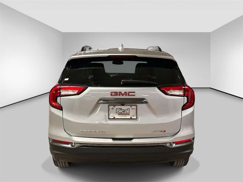 Used 2022 GMC Terrain AT4 w/ Infotainment Package II image 4