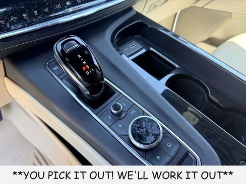 Used 2024 Cadillac Escalade ESV Premium Luxury RWD image 22