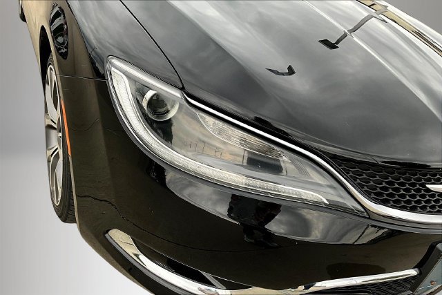 Used 2016 Chrysler 200 C FWD image 30
