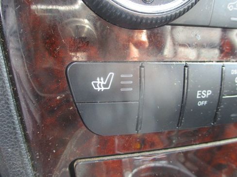 Used 2010 Mercedes-Benz GL 450 4MATIC image 17