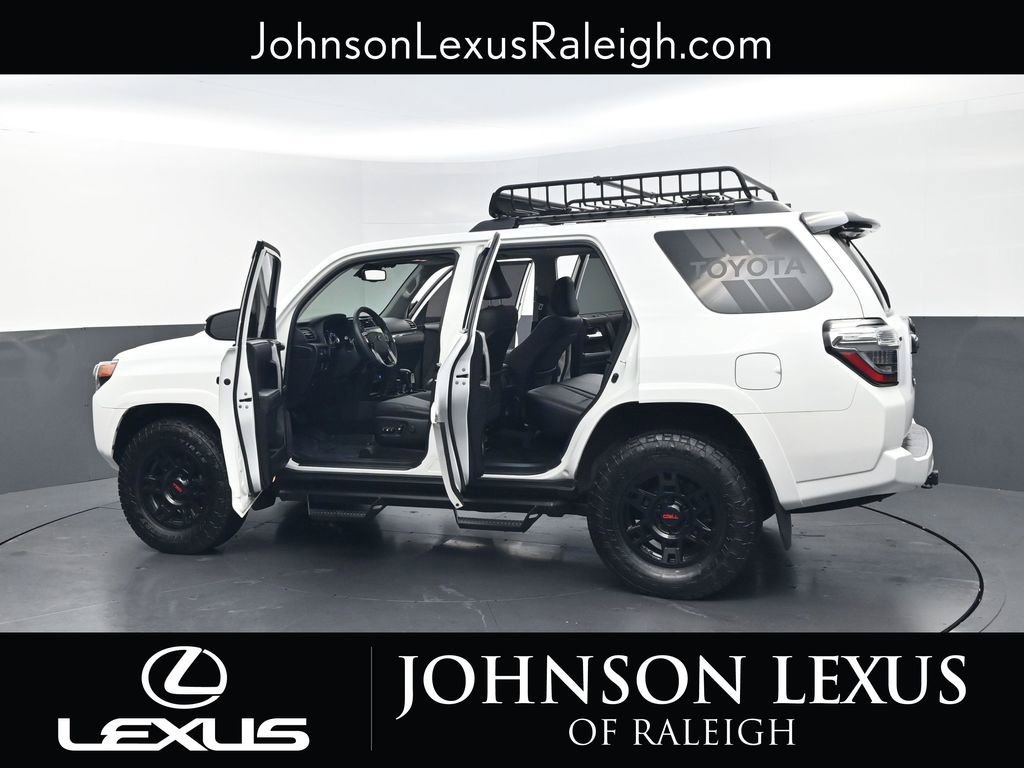 Used 2021 Toyota 4Runner Venture w/ Moonroof Package AWD/4WD image 37