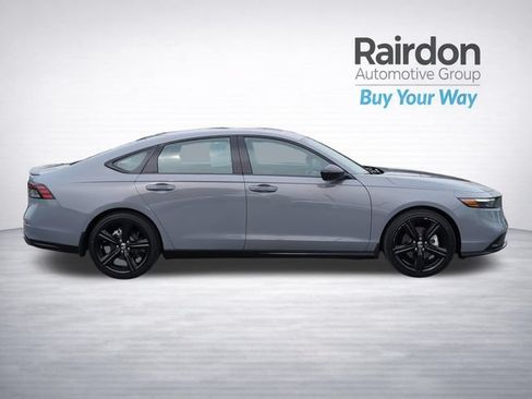Used 2025 Honda Accord Sport image 8