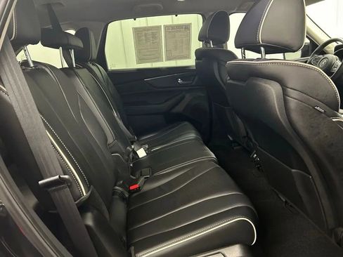 Used 2024 Acura MDX SH-AWD w/ Advance Package image 15