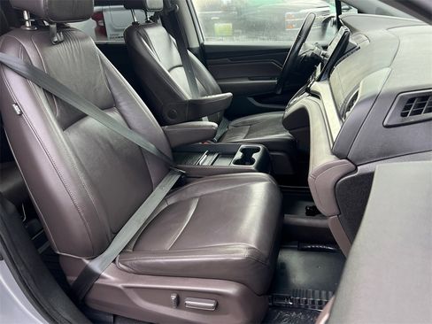 Used 2018 Honda Odyssey EX-L image 13