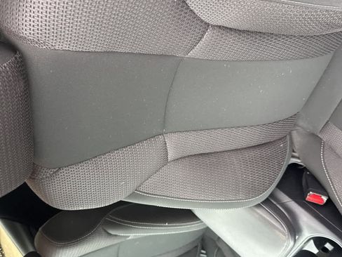 Used 2021 Subaru Outback Premium image 15