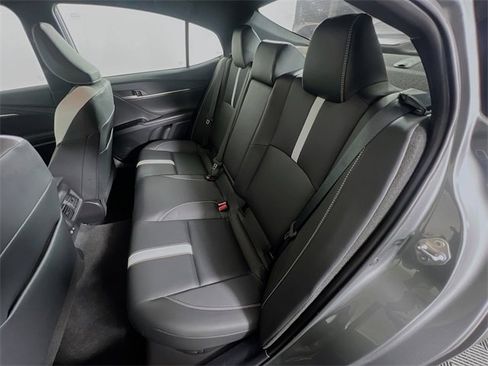 Used 2025 Toyota Camry SE image 26