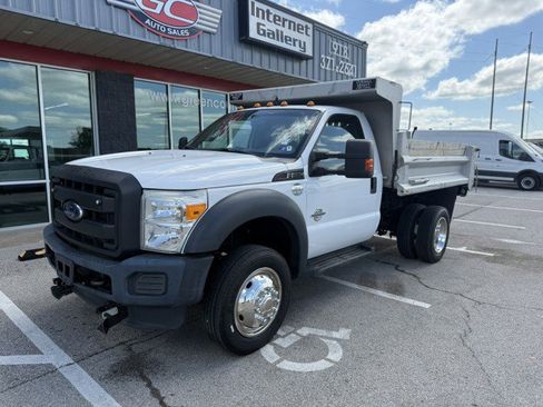 Used 2016 Ford F550 4x4 Regular Cab Super Duty image 2