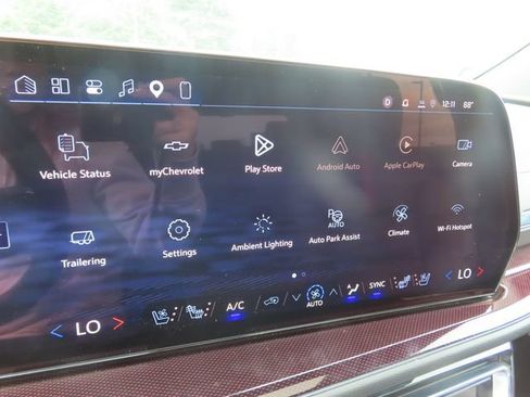 Used 2026 Chevrolet Traverse RS AWD/4WD image 25