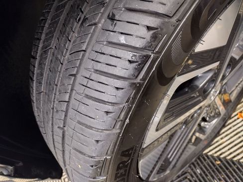 Certified 2023 Hyundai Kona SE w/ Cargo Package image 6