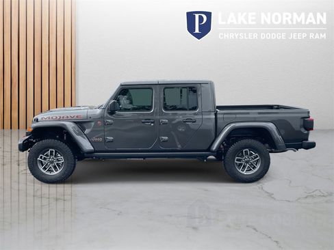 New 2025 Jeep Gladiator Mojave w/ Safety Group image 6