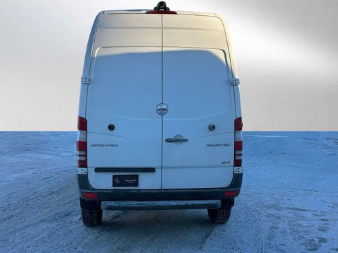 Used 2016 Freightliner Sprinter 2500 image 4