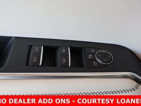 New 2026 GMC Acadia Denali w/ Super Cruise Package image 11