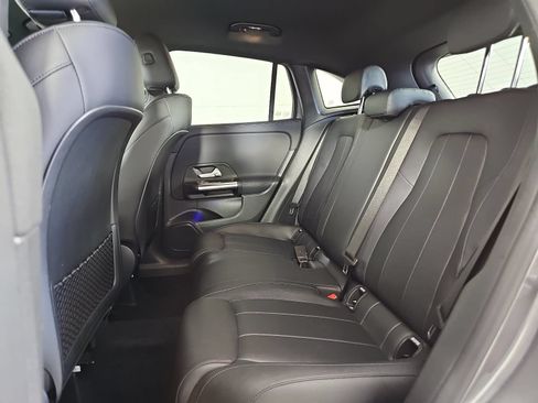 Used 2023 Mercedes-Benz GLA 250 image 14