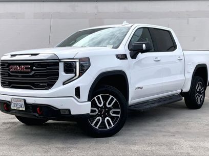Used 2023 GMC Sierra 1500 AT4 w/ AT4 Premium Package