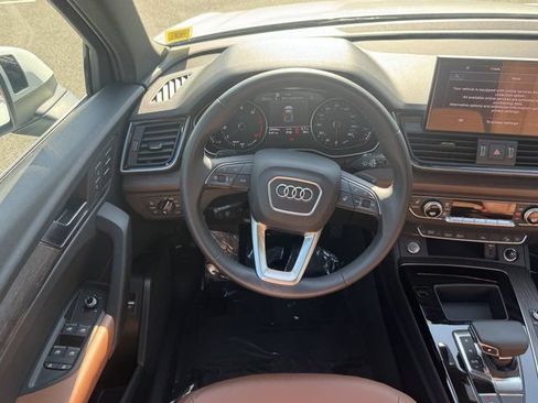 Certified 2023 Audi Q5 2.0T Premium w/ Convenience Package AWD/4WD image 15