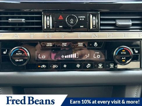 New 2026 Nissan Pathfinder SL w/ SL Premium Package AWD/4WD image 22