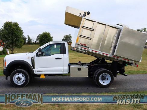 New 2023 Ford F550 4x4 Regular Cab Super Duty image 13