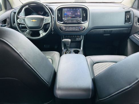 Used 2020 Chevrolet Colorado Z71 AWD/4WD image 21
