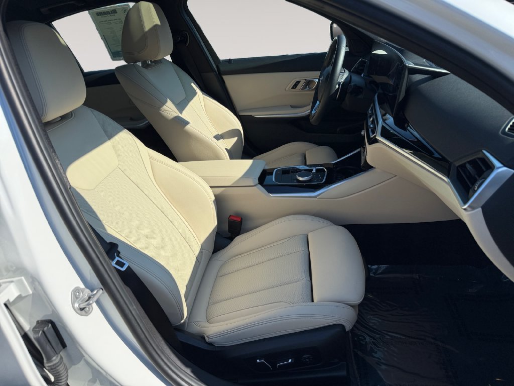 Certified 2024 BMW 330i xDrive Sedan w/ Premium Package AWD/4WD image 15