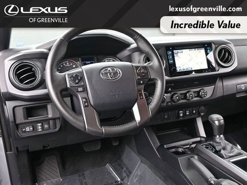 Used 2019 Toyota Tacoma TRD Off-Road AWD/4WD image 24