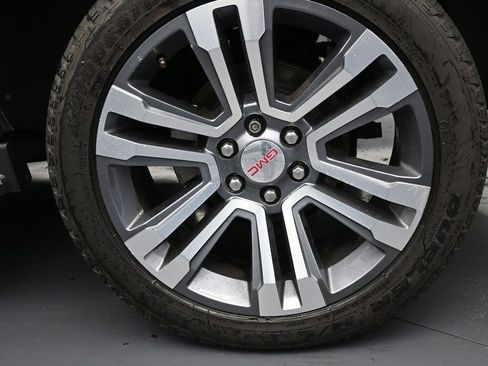 Used 2019 GMC Yukon SLT RWD image 10