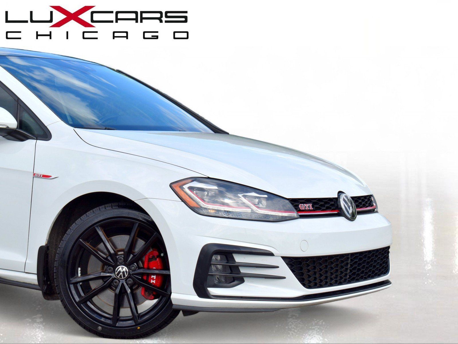 Used 2019 Volkswagen GTI SE FWD image 2