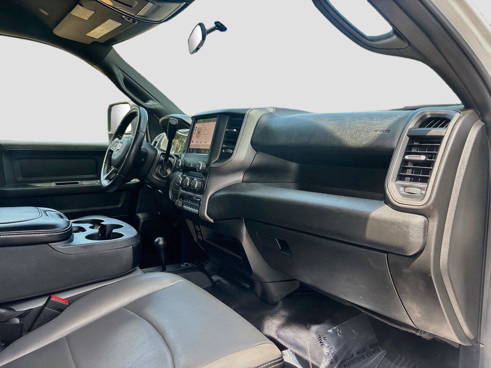 Used 2023 RAM 3500 Tradesman w/ Chrome Appearance Group AWD/4WD image 24
