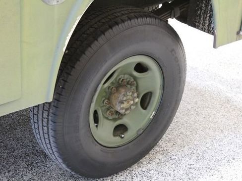 Used 2006 Chevrolet Silverado 2500 W/T w/ Heavy-Duty Power Package image 25