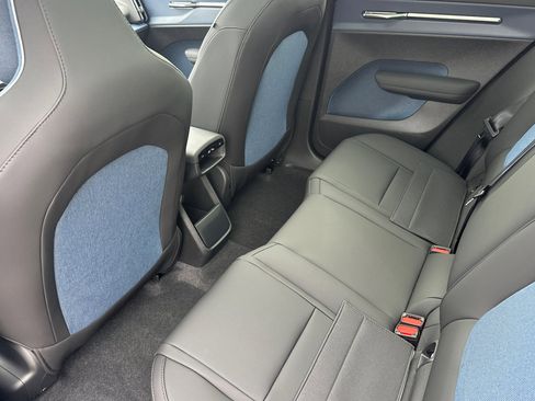 New 2026 Volvo EX30 Plus w/ Climate Package image 10