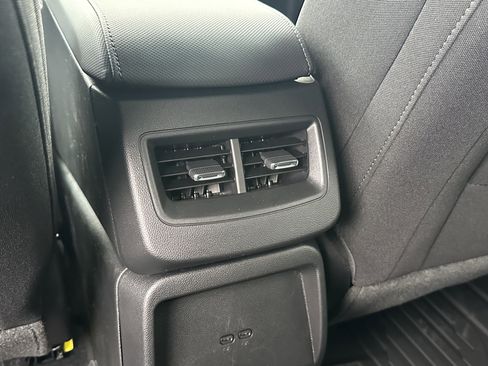 New 2026 Chevrolet Equinox EV LT image 24