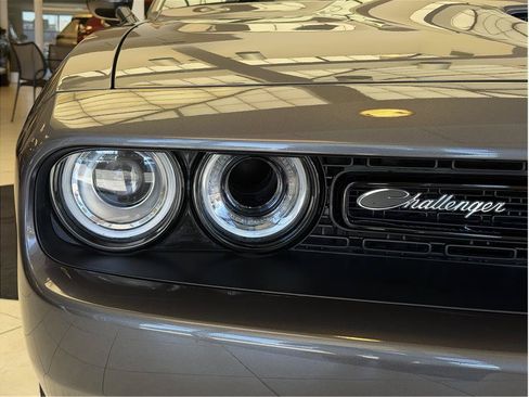 Used 2021 Dodge Challenger R/T Scat Pack RWD image 33